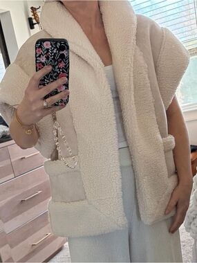 Plush Sherpa Open-Front Vest in Cream